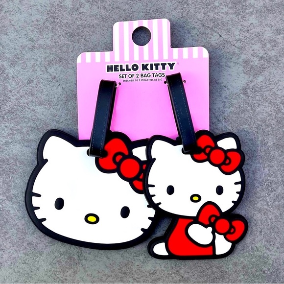 NWT SANRIO Hello Kitty White Red and Black 2pc Rubber Luggage Bag Travel Tag Set - Picture 5 of 12